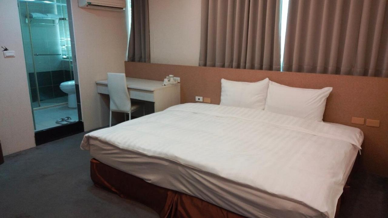 צ'יאיי סיטי Shun-Yi Business Hotel מראה חיצוני תמונה