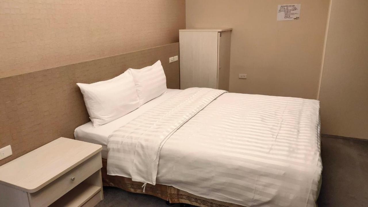 צ'יאיי סיטי Shun-Yi Business Hotel מראה חיצוני תמונה