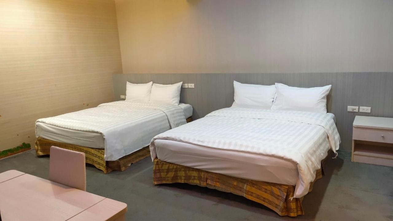 צ'יאיי סיטי Shun-Yi Business Hotel מראה חיצוני תמונה