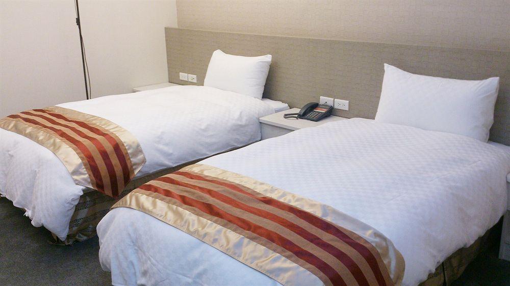צ'יאיי סיטי Shun-Yi Business Hotel מראה חיצוני תמונה