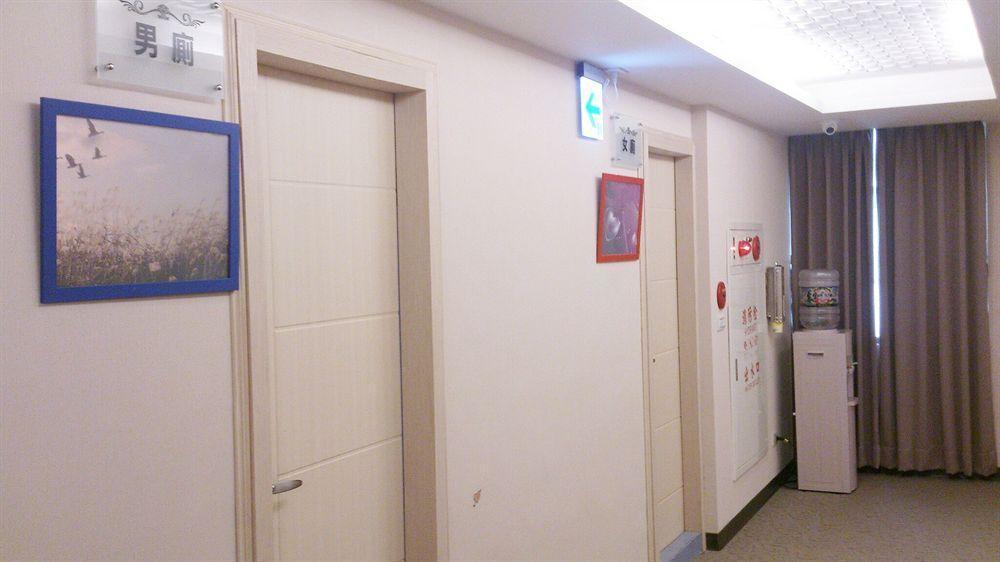 צ'יאיי סיטי Shun-Yi Business Hotel מראה חיצוני תמונה