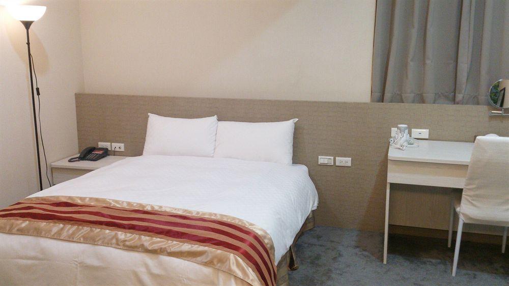 צ'יאיי סיטי Shun-Yi Business Hotel מראה חיצוני תמונה